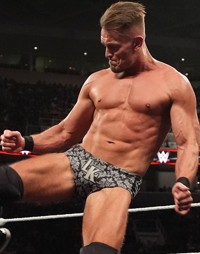 Divine. | NOT @wwe_kaiser. tweet media