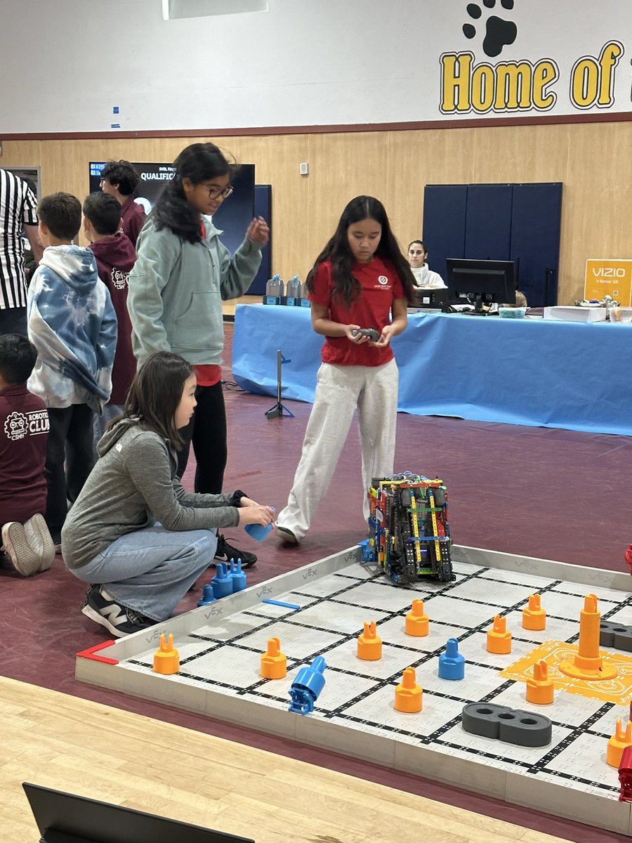 SHSSaratoga's tweet photo. Our Mustangs shined at this past weekend's Silicon Valley Robotics League Tournament competing among more than 32 teams!
Sacred Heart team100C brought home the Innovate Award and together with our 100F team placed 2nd overall in the tournament!
#SHSsaratogamustangs https://t.co/x8M8mVvm9K