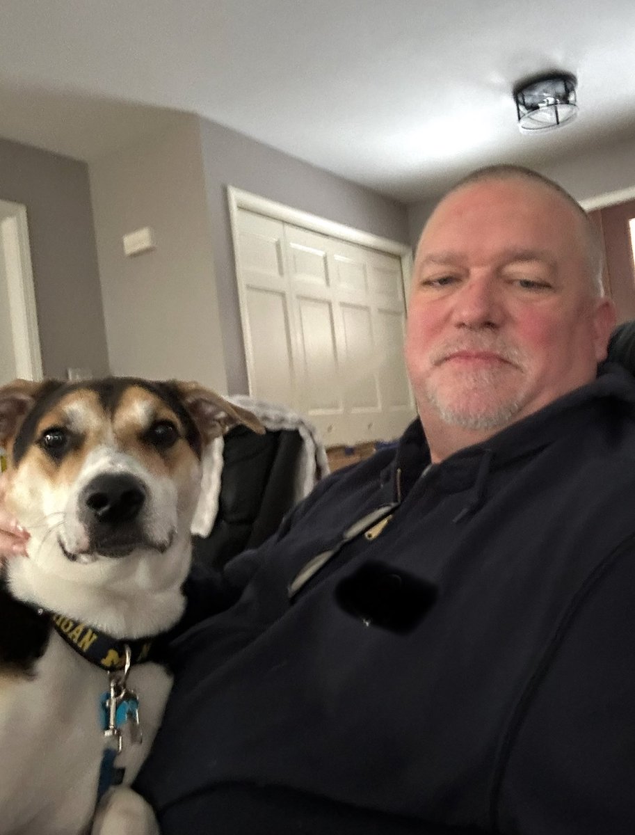 Good night from Charlie and me.  ❤️