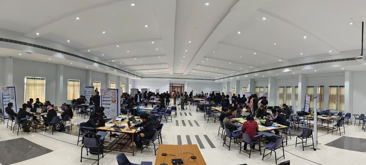 ace_engg's tweet photo. Day-2
Smart India Hackathon (SIH)-2025 Students at ACE Engineering College  #mhrd_innovation #EduMinOfIndia #NarendraModi #PMOIndia #DharmendraPradhan #TelanganaCMO #SmartIndiaHackathon2025 #ClaudeAI #TCS #SBIFoundation #ACEEngineeringCollege https://t.co/l9PpYyFG8I