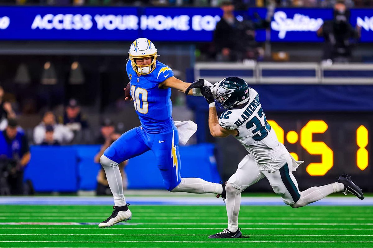 Stiff arm with a broken hand. Herbert is actually a psychopath