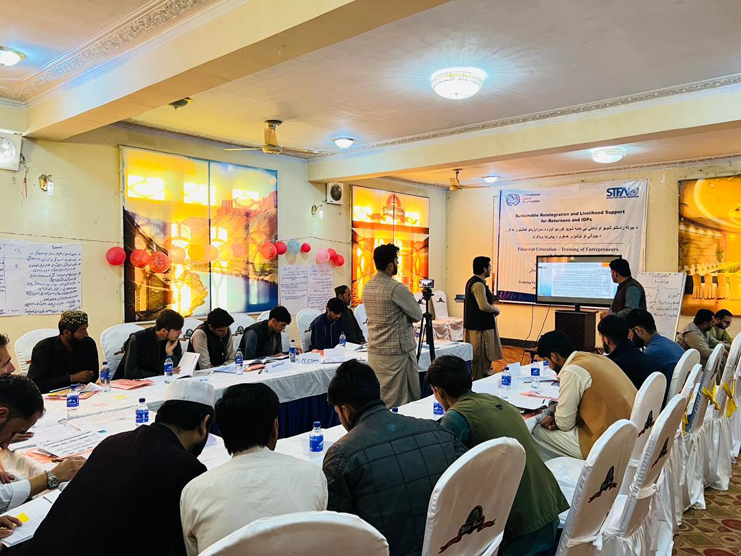 In November 2025, under the STFA, the ILO trained 109 men and 109 women business owners and aspiring entrepreneurs in the eastern region on the Financial Education training, helping MSMEs strengthen their financial management skills and improve their business decision-making.