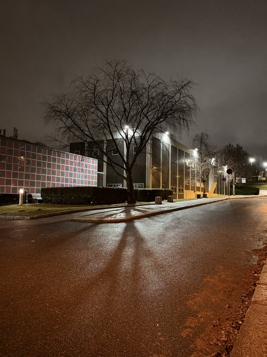 Beklager alle sammen, jeg ønsket meg en lengre høst tidligere i år og virker som ønsket ble levert…