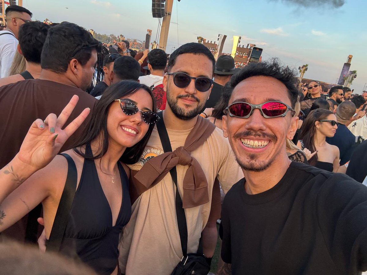 JuniorCriist's tweet photo. Obrigaduuuh Deus pela família e amigos que tenho, primeiro rolezinho com a irmã ♥️✌🏻🙏DNA🤪 https://t.co/F1vkgejcgg