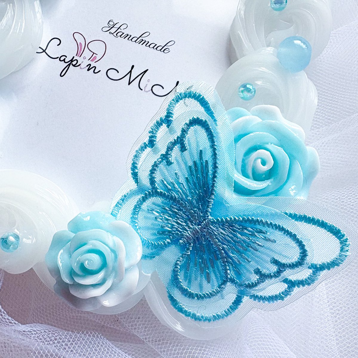 最近嬉しいお話で
沢山のオーダー依頼で
中々新作作れてないですが
なんとか2点ですが販売できました𓂃 𓈒𓏸 𓋜 . *
minneやBOOTHなどお迎えお待ちしてます♡

 #ハンドメイド  #ハンドメイド作家  #ホイップデコ 
 #レジン  #ホイップ  #推し活  #トレカ  #チェキ 
 #アイドル