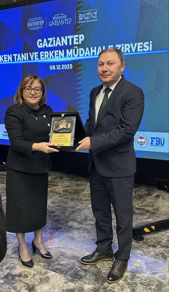 Gaziantep’i her yönüyle engelsiz, erişilebilir ve örnek bir şehir haline getirmek için büyük bir özveriyle çalışan Gaziantep Büyükşehir Belediye Başkanı Sayın Fatma Şahin’e, vizyoner liderliği ve nazik misafirperverlikleri için en içten teşekkürlerimi sunarım.
<a href="/FatmaSahin/">Fatma Şahin</a> <a href="/Gbbeym/">Engelsiz Yaşam Gaziantep</a>