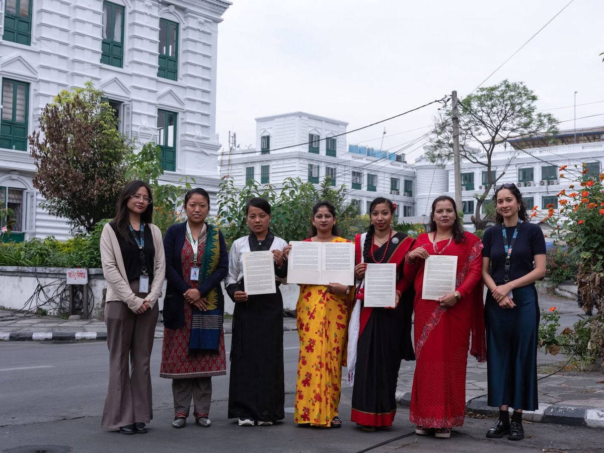 AdaptClim's tweet image. Rural women in Nepal are redefining climate leadership. Clim Adapt facilitated women leaders from 5 municipalities submit a climate justice manifesto to the #MoALD with support of @unwomennepal .
Their message: climate justice = gender equality. 💚🌍