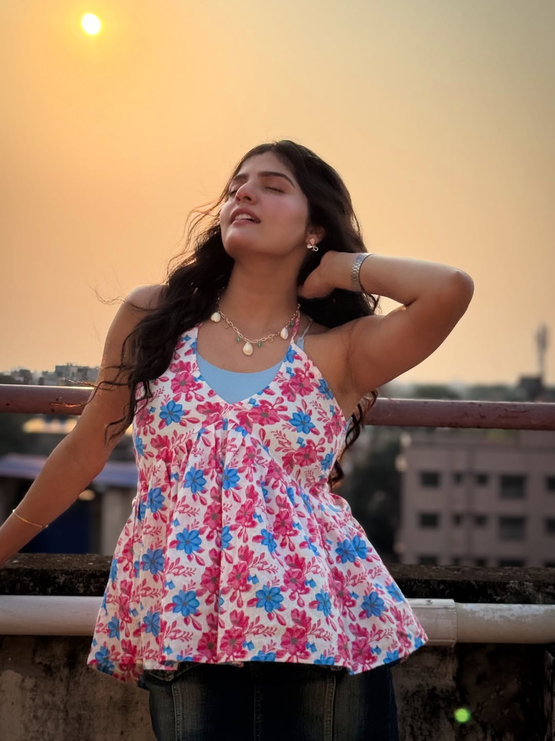 G7tMqv2bEAIfRzm?format=jpg&name=large