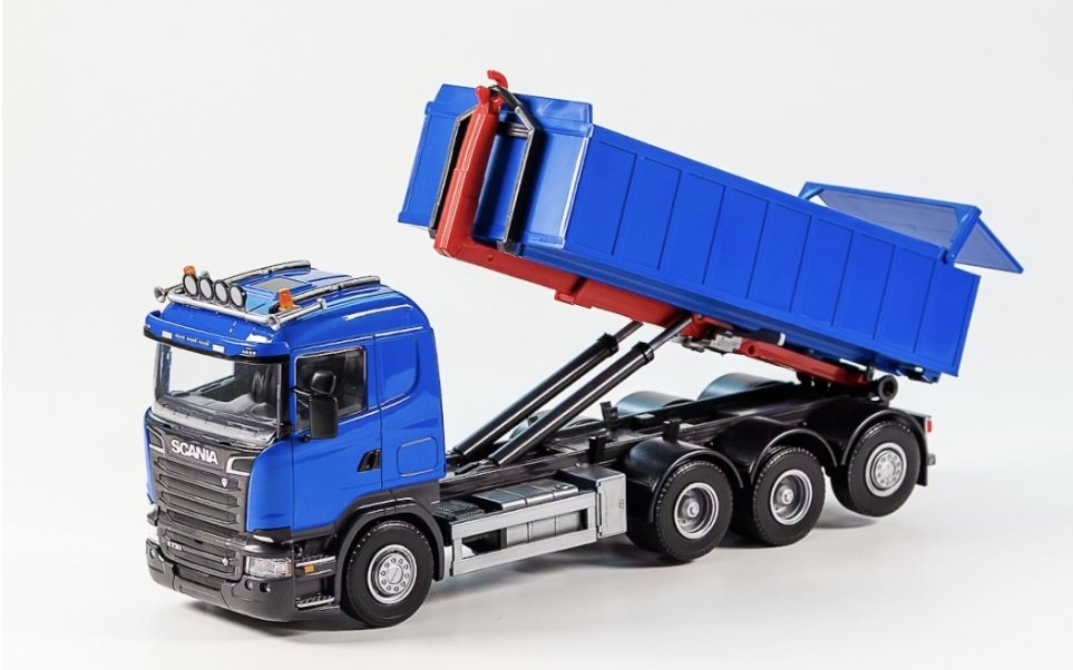 Lämpökontti ✅️

Seuraavaksi tarvitaan 4k€ siirtolava-autoa varten. 

Myös luottokumppari <a href="/FinnishRy/">Your Finnish Friends ry</a>
hieroi käsiään innostuneena kun kuuli tästä ja lataa jo pukin kontteja lähtökuntoon. Eli hyötyä tulee olemaan yli järjestörajojen. 

Joten: 

👊FI08 1544 3000 3795 24

👊Paypal: