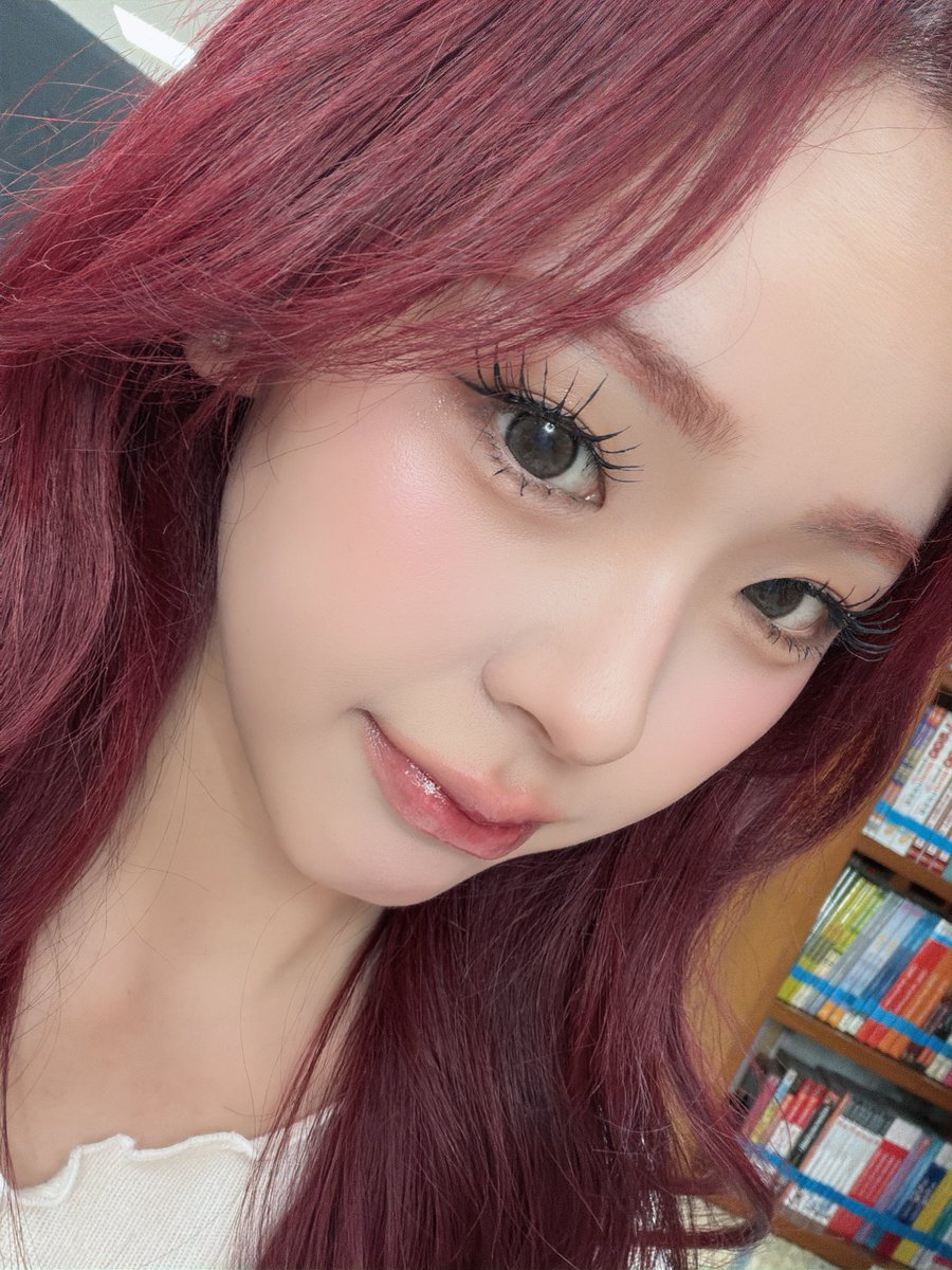 ขอแลกเสียงกับหาง🧜🏻‍♀️

#GMMTVSchoolTour2025xRO
#GMMTVSchoolTour2025