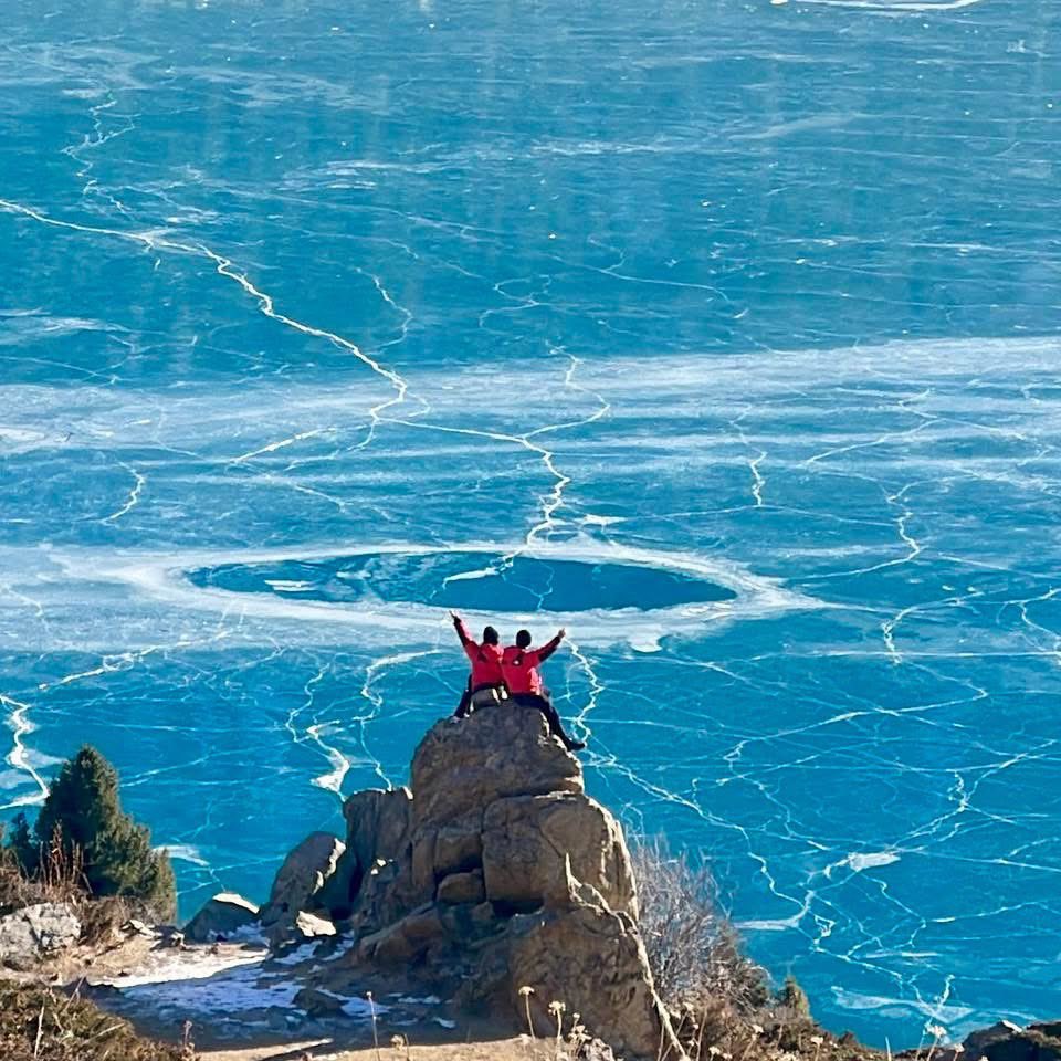 khonkheetiew's tweet image. เพิ่งกลับจากทริปคาซัคสถาน4คน 5วัน4คืน
งบไม่เกินคนละ15k(ไม่รวมบิน)ประเทศสวย สะอาด อาหารอร่อยค่าครองชีพพอๆ กับไทย คนคาซัคฯน่ารัก อัธยาศัยดีที่เที่ยวใกล้เมืองมีเยอะเลยสกีรีสอร์ท ทะเลสาบกลางหุบเขาห่างจากเมืองไม่ถึงชั่วโมงเอง
แอร์เอเชียเพิ่งเปิดบินตรงดอนเมือง- อัลมาตี้ (คาซัคสถาน)ด้วย