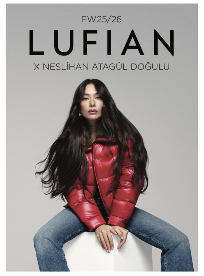#NeslihanAtagül in Vogue Turkey November 2025