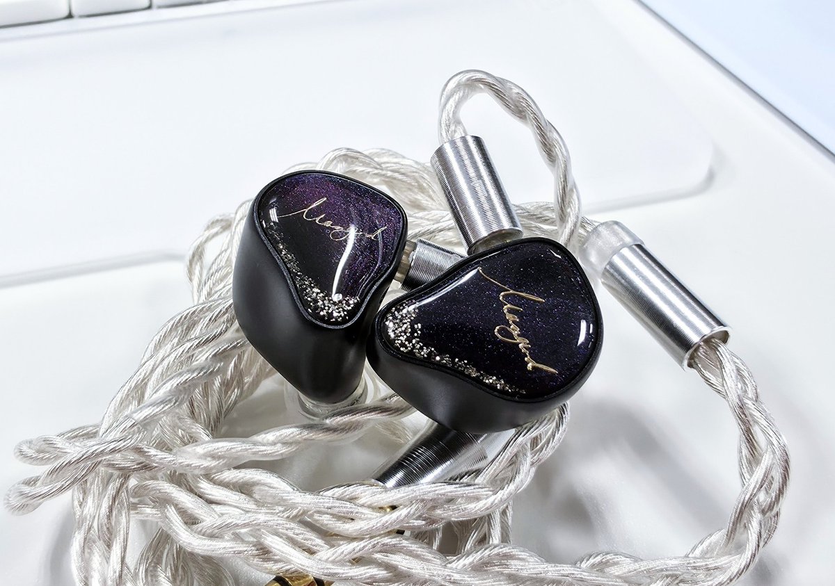 XENNS Tea Pro SE…！？ しかも緑じゃん… XENNSもTea Proも緑も大好き