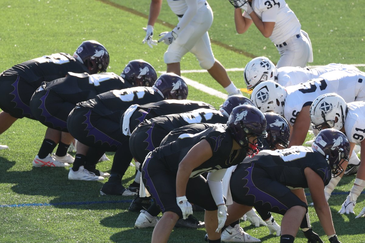 ryukoku_univ_pr's tweet photo. ／
#アメリカンフットボール部 入替戦🏈
＼
12/13(土)に #たけびしスタジアム京都 で1部リーグ昇格をかけた入替戦が行われます🔥
本学学生・教職員対象の無料応援バス（深草⇔スタジアム）を運行しますので、ご予約の上ご利用下さい✨
会場での熱い応援お願いします📣

🚍予約
https://t.co/FTMg3yol6A https://t.co/XoNrvp54r7