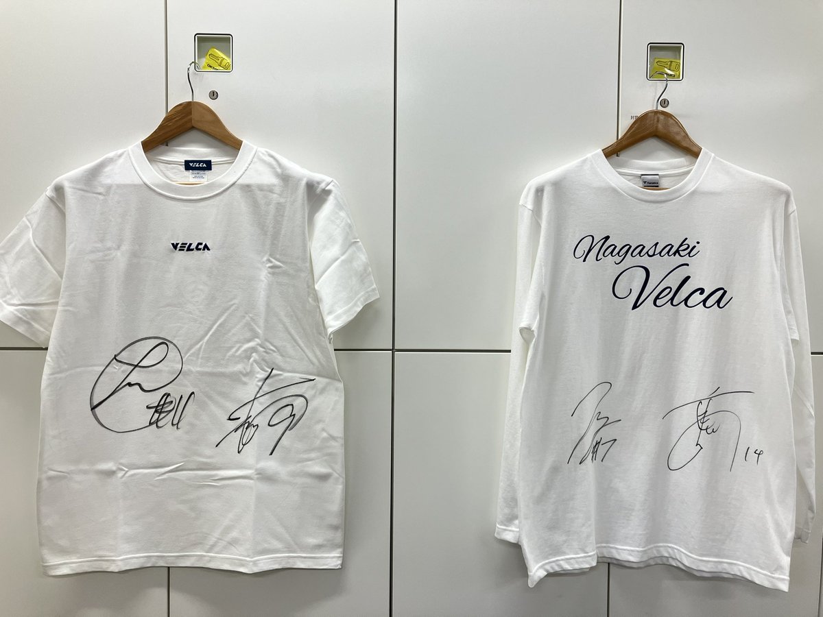 廃車王👑企画その①

来店者サイン入りTシャツプレゼント🎁
当選者㊗️発表📢🤍

実は、以前行ったキャンペーン中に
来店していただいたお客様限定‼️の
企画をしておりました🫣✨
遠いところから弊社まで
足を運んでくださったお客様
本当にありがとうございました🙇🏻‍♀️