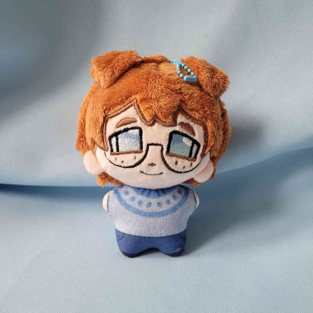 GUYS. GUYS. THE JONMARTIN PLUSHIES ARE FINALLY UP FOR PRE-ORDER — I’M SCREAMING 🧸✨ WHO’S SPRINTING TO THEIR CART RN?? 

👉 Follow the creator: <a href="/kowbojki/">kowbojki</a>
PRE-ORDER LINK RIGHT HERE 
👉 kowbojki.sumupstore.com/product/pre-or…

Pocket-sized (10cm tall) plushies of your favourite archival couple,