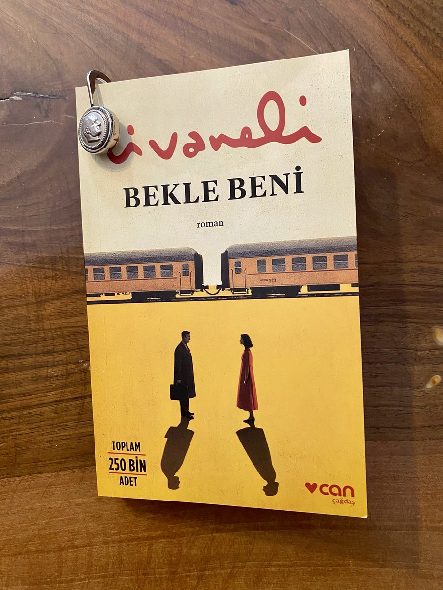 Bir çırpıda bitti. Livaneli doluluğu ve tadında 🙏🏻
<a href="/LivaneliZulfu/">Ömer Zülfü Livaneli</a>