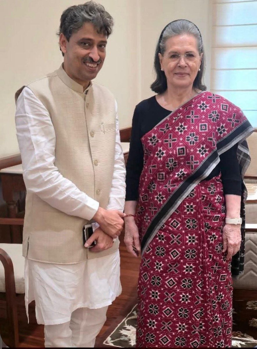 कांग्रेस चेयरपर्सन, हमारी क़ायदा-परस्त और मोहतरमा लीडर आदरणीय श्रीमती सोनिया गांधी जी को यौमे-पैदाइश की दिली
मुबारकबाद और नेक तमन्नाएँ।

दुआ है कि अल्लाह-तआला उन्हें दराज़ उमर,
क़ामयाबी, सेहत और सरबलंदी अता फ़रमाए।
कौम की ख़िदमत का उनका यह सफ़र यूँ ही रोशन और कामरान रहे।