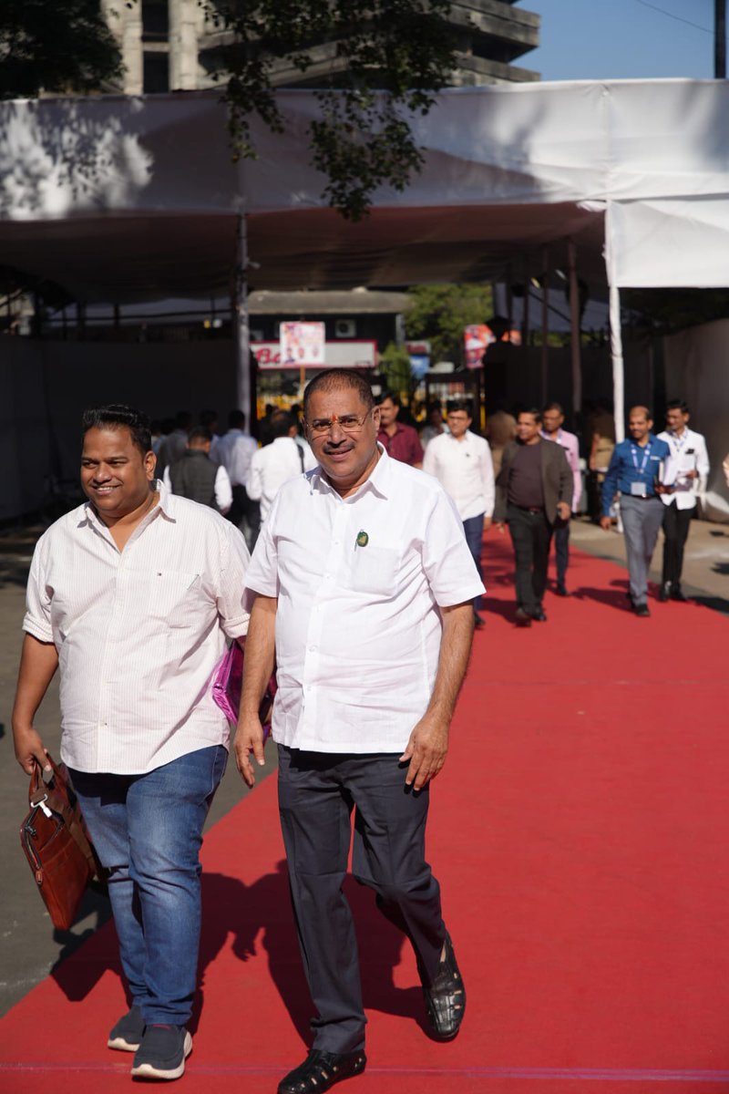 महाराष्ट्र विधिमंडळ हिवाळी अधिवेशन २०२५। दिवस दुसरा 

📍नागपूर

#wintersession2025 #हिवाळीअधिवेशन२०२५ #Nagpur #Maharashtra