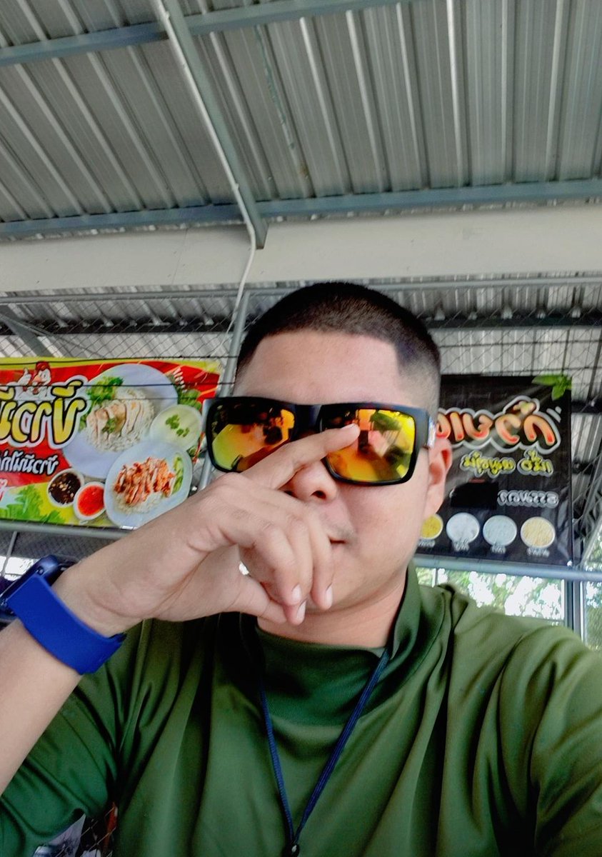 อั๋น. tweet media
