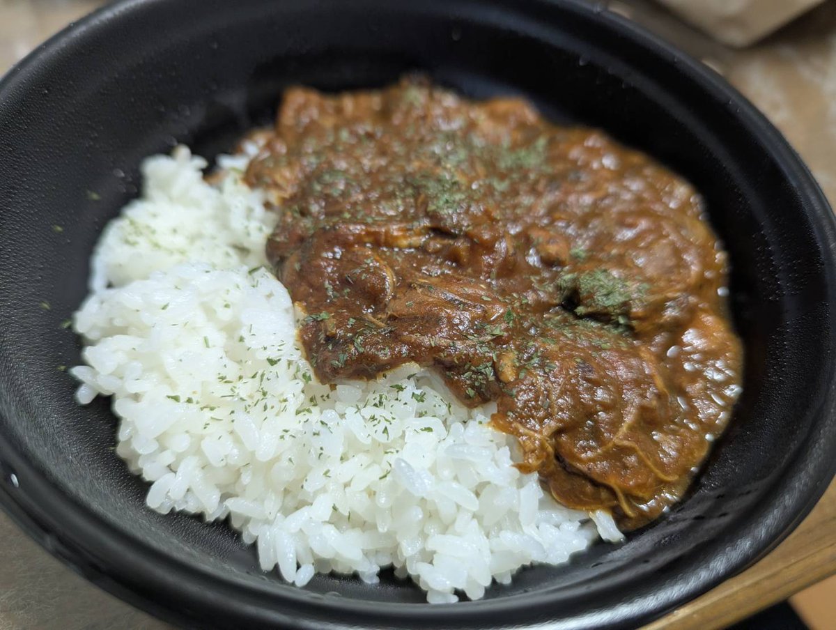 おはようございます^_^
X再始動！
以前勤めていた就B事業所のカレー屋がOPENしました！
無水カレー、野菜だらけでヘルシー。
利用者さんも活き活きと輝いていました。
利用者も職員も活き活きと輝ける職場、増やしていきたいです☆
今日も自分を大切にお過ごしください！
#福祉
#輝ける職場