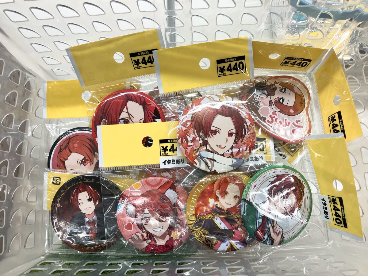 入荷情報】 いれいす 缶バッジ アクキー アクリルスタンド チェキ