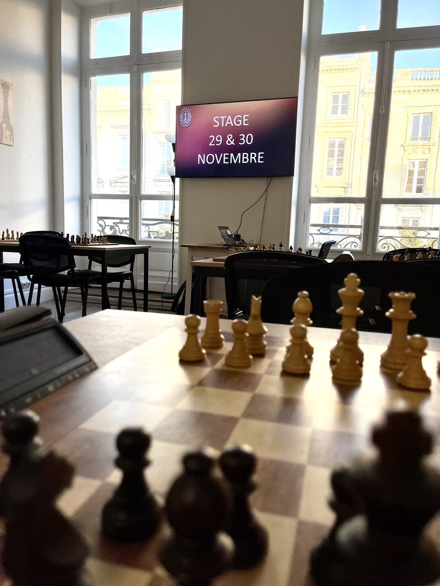 Lenitnaf's tweet photo. Super week-end de stage dans les locaux de @caissa_bordeaux 
Les cerveaux de l’équipe ont été mis à rude épreuve 🤯

Rendez-vous en 2026 pour la prochaine édition! https://t.co/2hb23Z4gpd