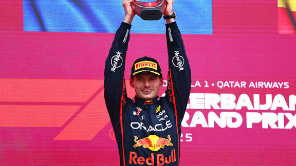 statsver's tweet image. Most wins in Non-WCC winning cars :

1. Max Verstappen 🇳🇱- 37 wins 🔝
2. Michael Schumacher 🇩🇪- 32 wins 
3.Lewis Hamilton 🇬🇧- 24 wins