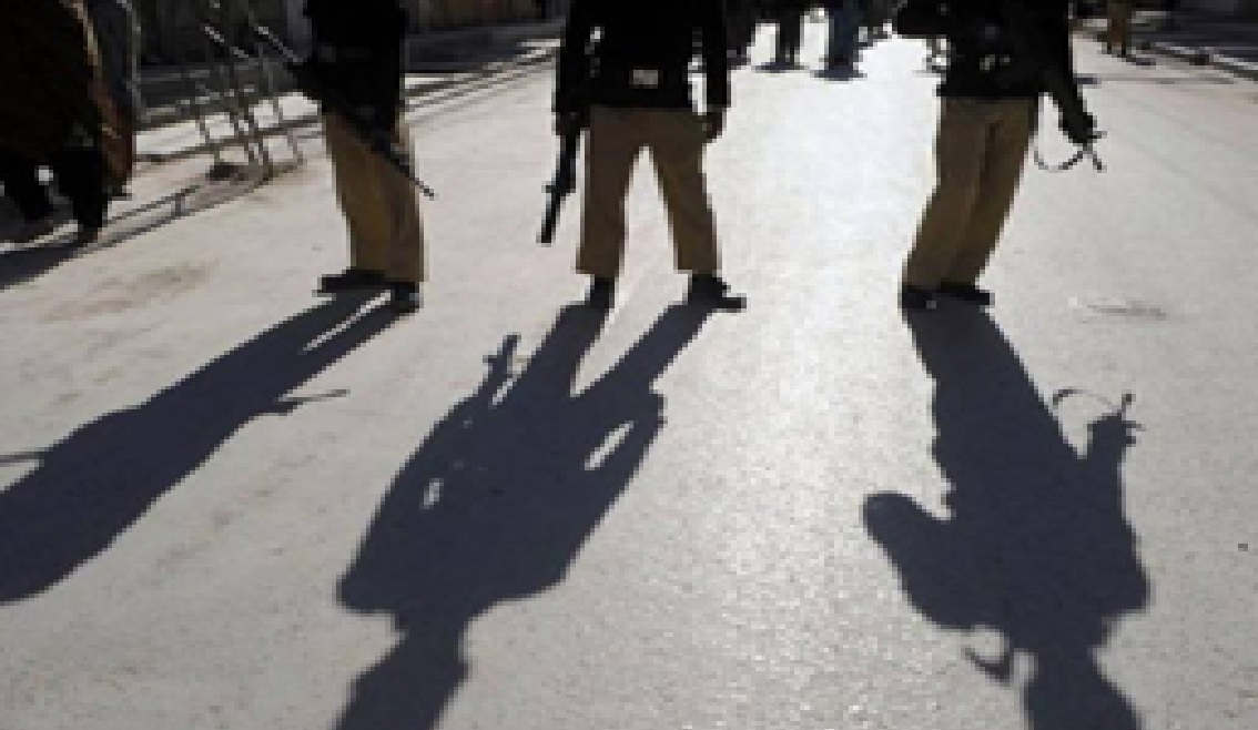 onlineindus's tweet image. Shikarpur encounter: Nine bandits killed, Four cops Injured
onlineindus.com/english/shikar…
#ShikarpurEncounter #PoliceOperations #BanditsKilled #LawAndOrder #Crime #PoliceAction #onlineindusnews