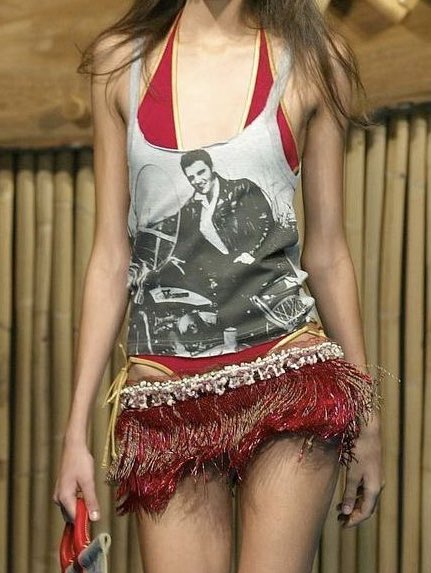 poisebrunette's tweet photo. D &amp; G s/s 2005 https://t.co/NMrsP28Ppu