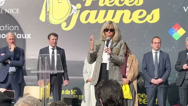 LeMediaEn442's tweet image. 🪙🤫L&apos;étouffement médiatique du scandale des pièces jaunes : Un silence assourdissant autour de Brigitte Macron 
lemediaen442.fr/letouffement-m… 

Deux millions détournés, une « première dame » impliquée, un silence de plomb. La recette de l’impunité.