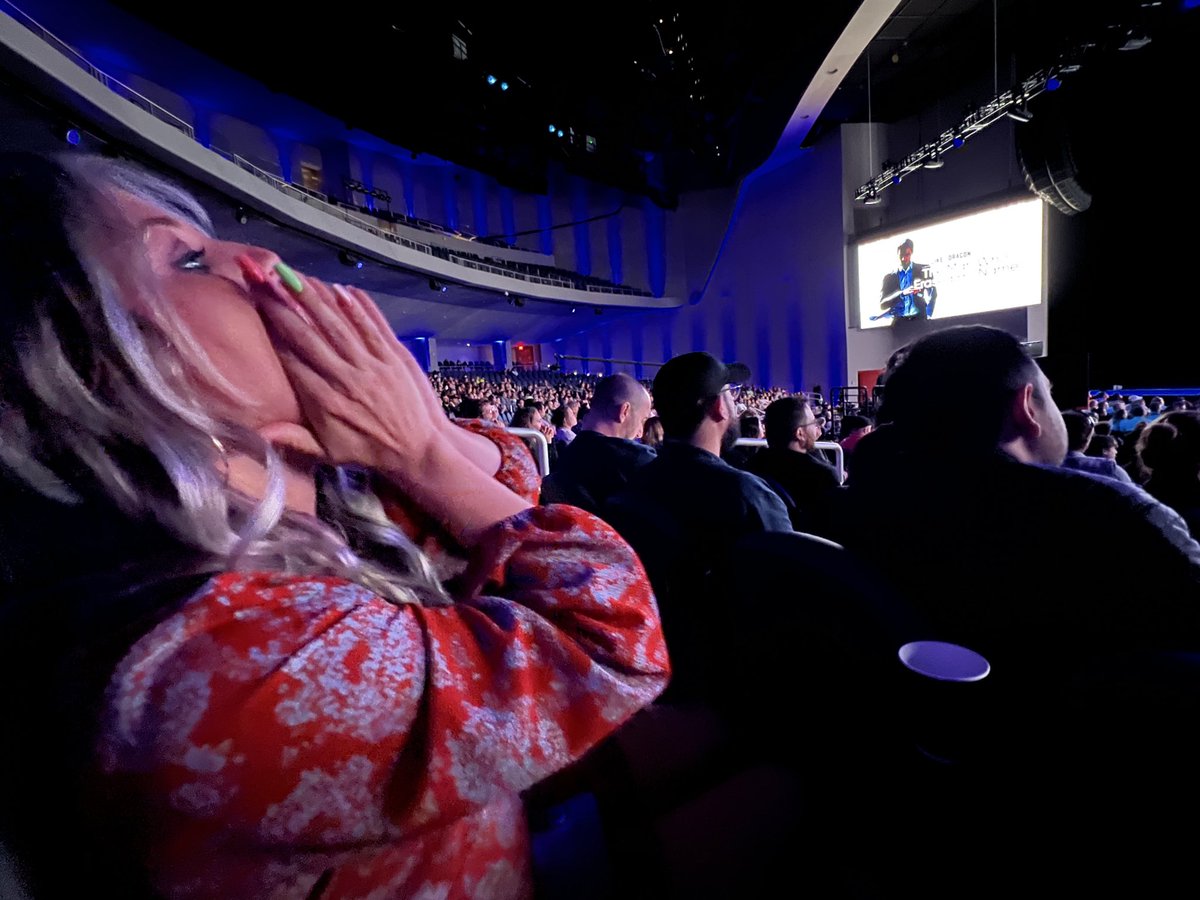 Andrea Rene tweet media