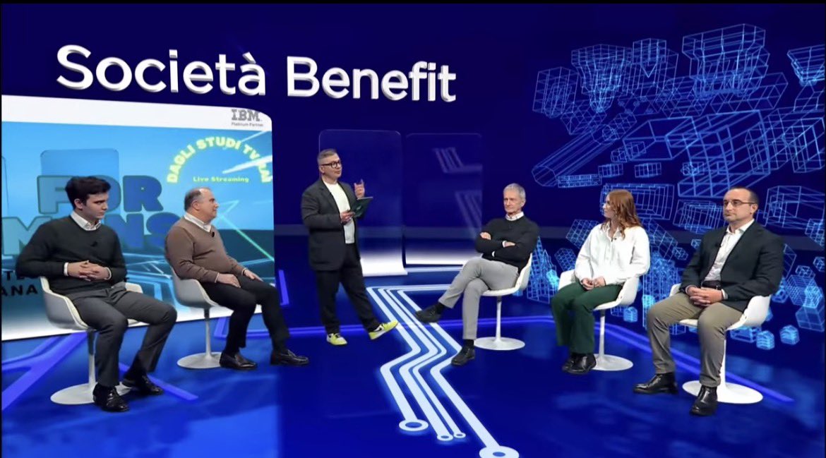 mariapiademarzo's tweet image. 🤖 AI For Humans continua a far riflettere: tecnologia responsabile, AI come alleato delle persone e casi reali sviluppati con il metodo AI Accelerator questi sono stati i temi chiave dell’evento.

Se te lo sei perso👇
👉 bit.ly/ai-for-humans2…

#AIForHumans #adv @blueit_news