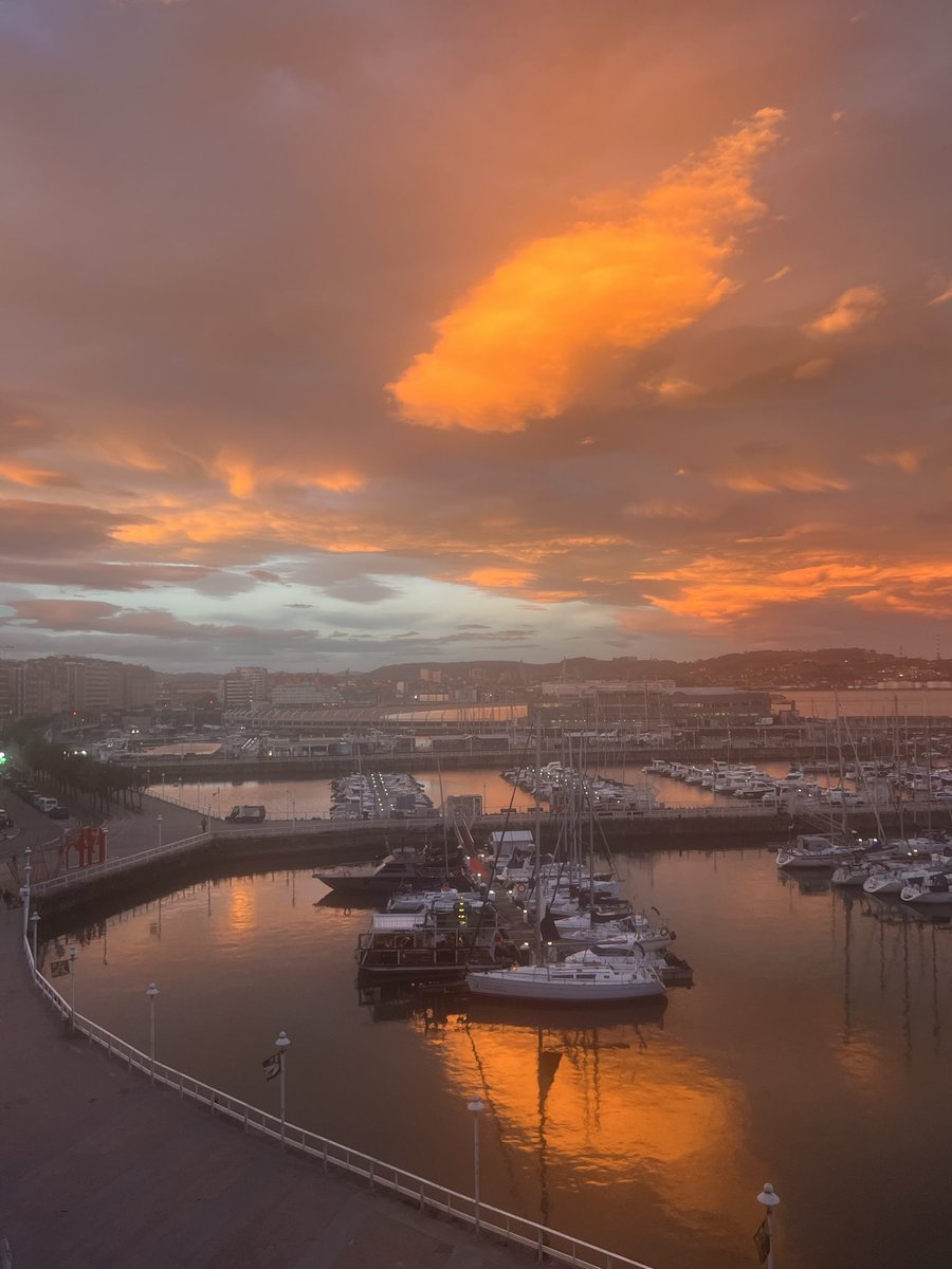 Amanece que no es poco.