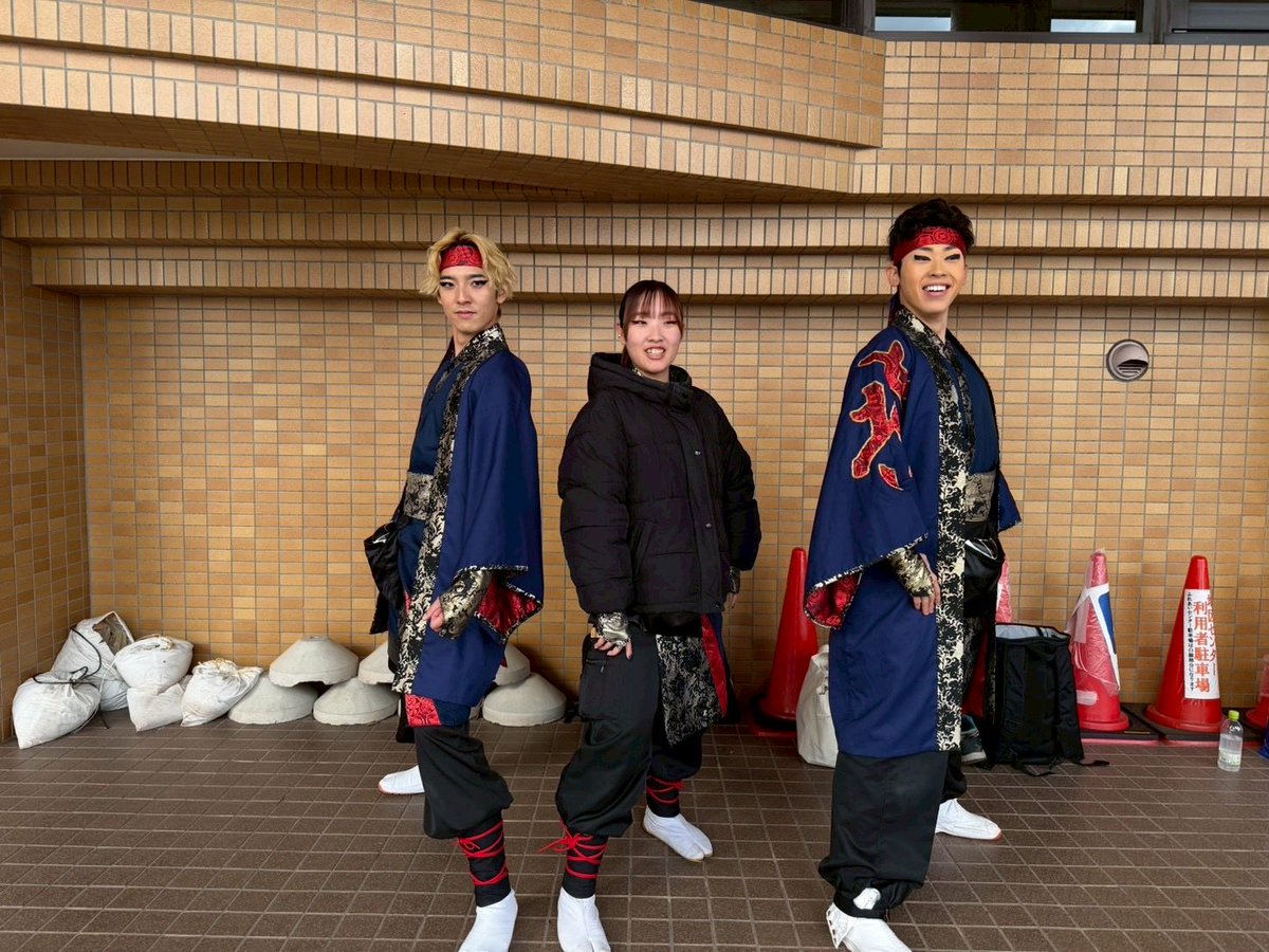 kougaen_r51022's tweet photo. ライオンズクラブチャリティショーお疲れ様でした♪
今回はスポットで紅翔連さんより、ななせ君、デラくんの2名とフリーの踊り子さはるんが参戦💪
助けて頂きありがとうございます😭
地元前沢での飛燕新風はこれにて一旦幕引きとします
残るは摺沢とサウナです！引き続き宜しくお願いします🙇
#剛雅燕 https://t.co/dLqBesw3Rp