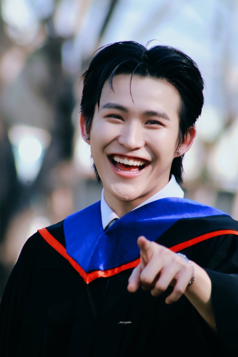 mycun_do's tweet photo. 081225🤏🏻
✨ @piyangkull
#FIRSTGRADUATIONDAY
#FIRSTPIYANGKULL #FIRSTLOVE
#มอดอpic https://t.co/1U0vbuTFU6