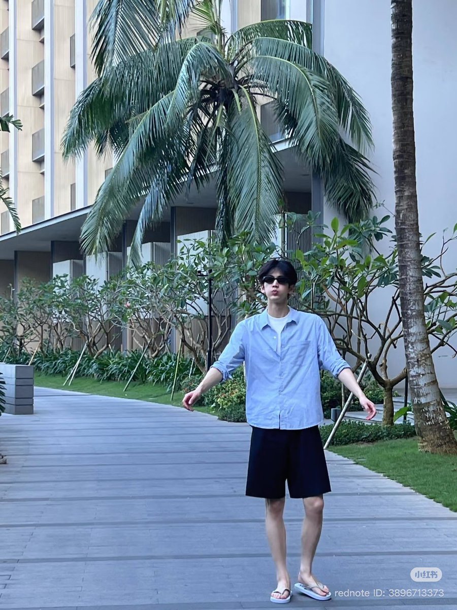 PG0215's tweet photo. เชื่อว่าทุกคนกำลังหาว่า “ที่ไหน” รวมถึงเราด้วย 🤣🤣 https://t.co/NJwpnVElbz