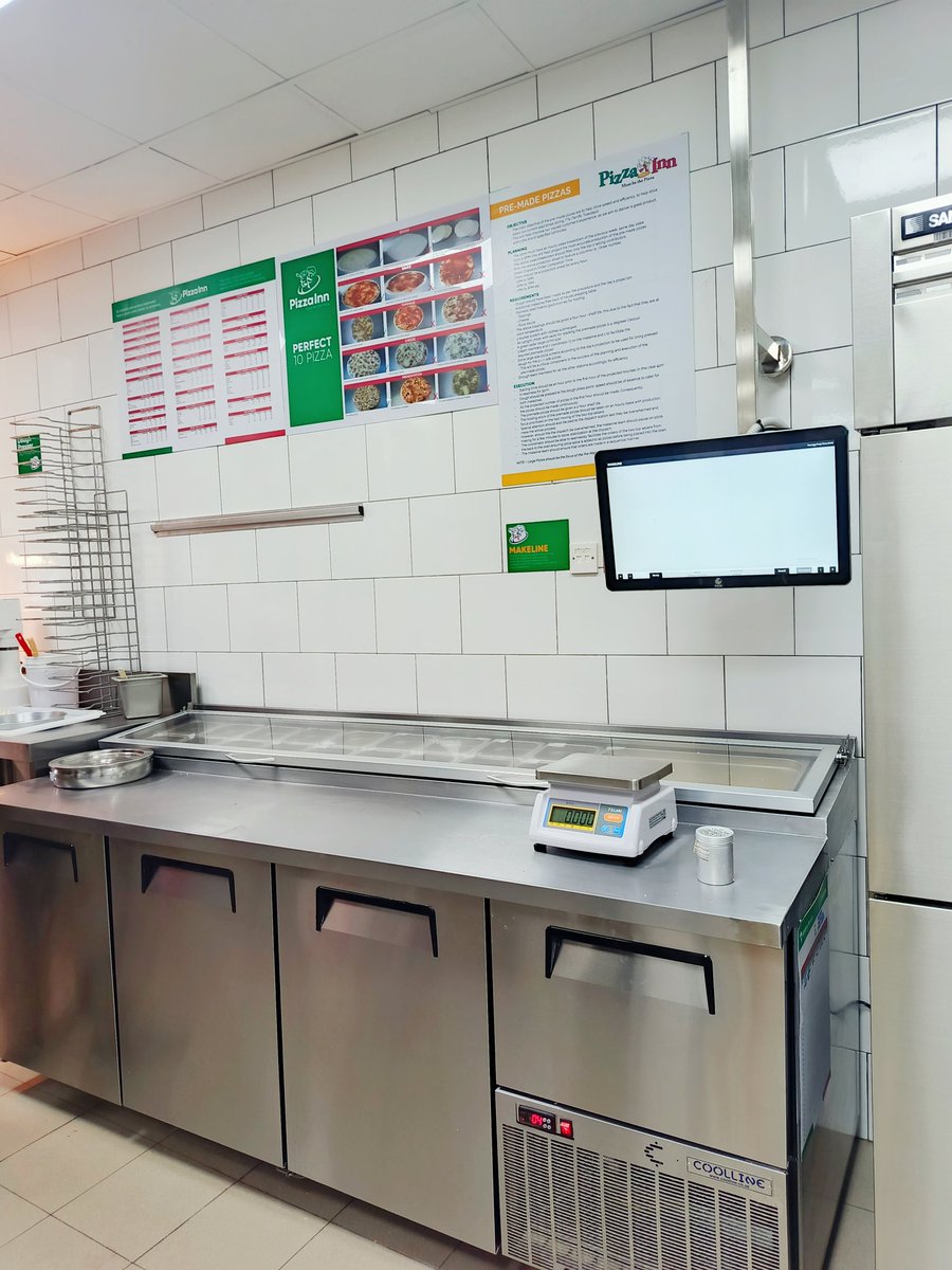 sheffield_afric's tweet photo. We recently fitted out @PizzaInnKenya Ngara branch with the essentials: coldroom, pizza conveyor, prep tables, dough mixer, pizza press + more
Need the same? 
➡📱Let's talk
#sheffieldafrica #qsr #pizza #restaurant #kitchenequipment #hospitality #fastfood #kitchenexperts https://t.co/eRN9tgh2Nm
