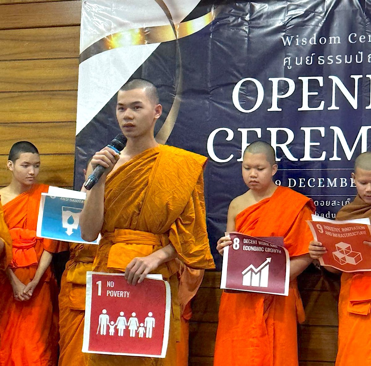 End Child Poverty tweet media