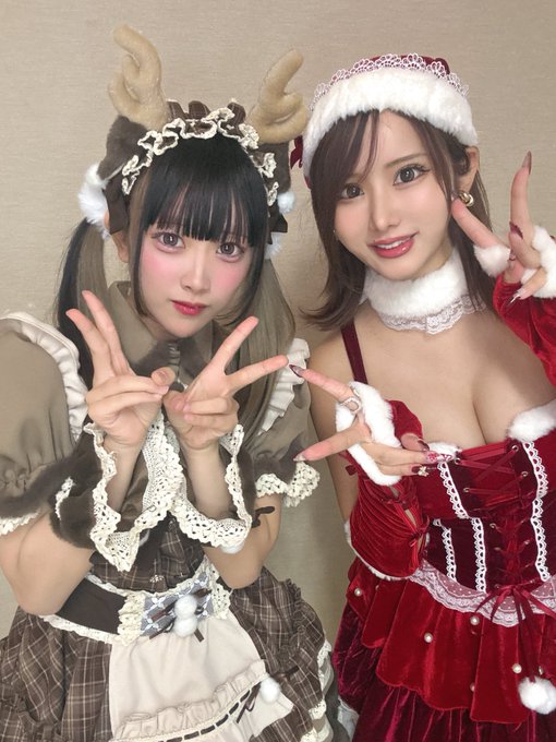 \[V}KWwRXfBAhbgR!!x:ŐV𐏎XV!!