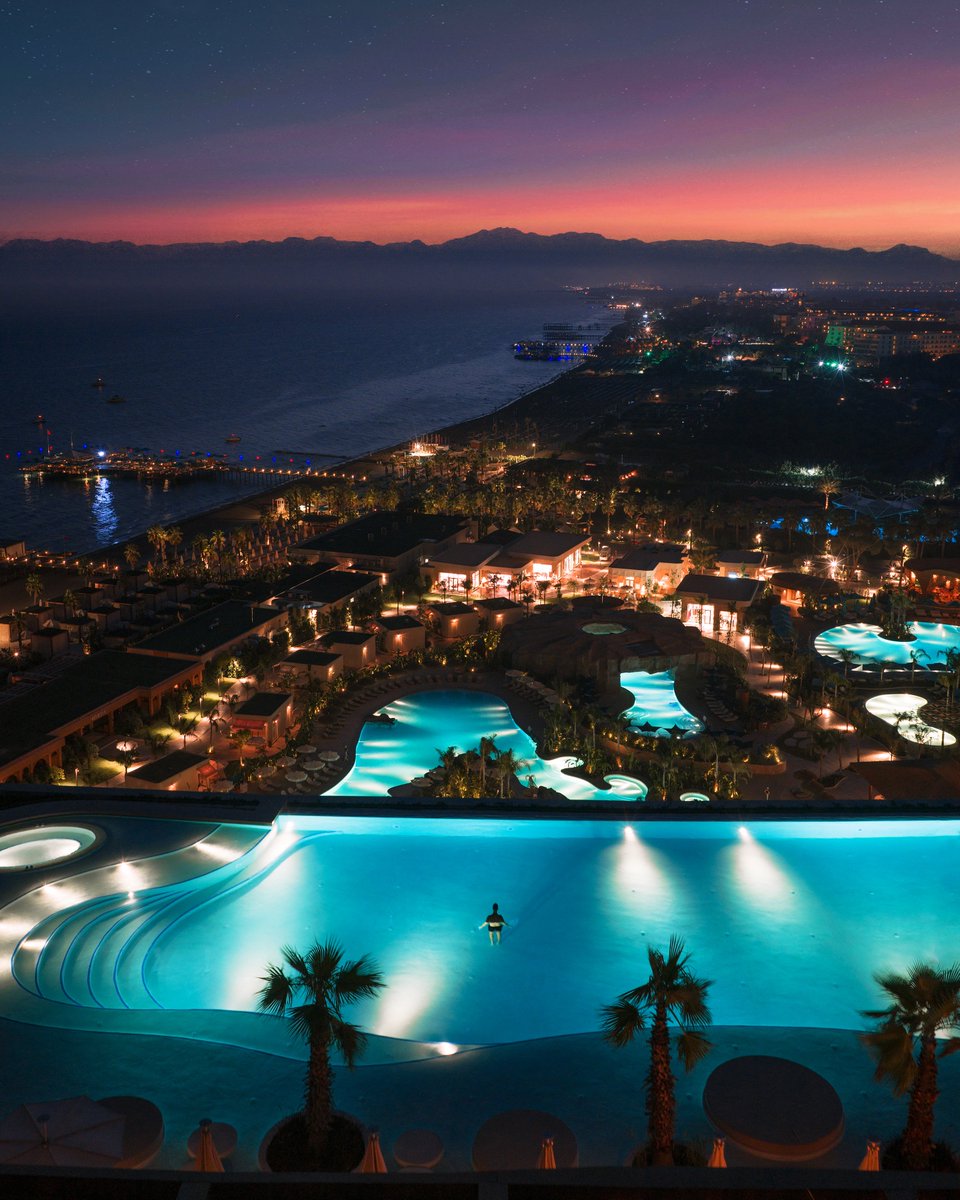 Regnumthecrown tweet media