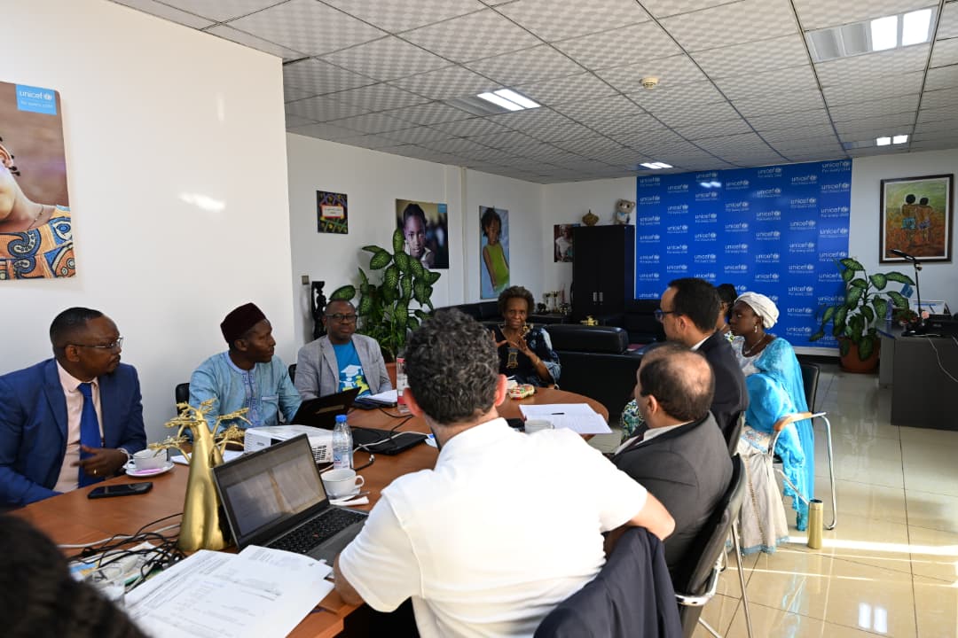 unicefcameroon's tweet photo. @UNICEF  + @isdb_group  + Cameroon = Lives saved, futures secured.
96% of #HIV+ pregnant #women treated ✅
ART coverage for children doubled ✅
465K+ women & 400K adolescents reached ✅
Next: Phase II → Triple elimination of HIV, Syphilis & #Hepatitis B.
#EndAIDS #UNICEFCameroon #IsDB