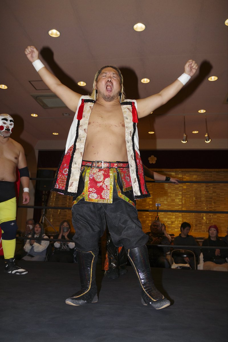 pw_bukotsu's tweet photo. 2025.12.7
プロレスリングBUKOTSU
“2025年最終興行”

第3試合
むぎプレゼンツ
DEP無差別級タッグ選手権試合60分1本勝負

[挑戦者組] #影山道雄 &amp; #柴山貴哉 vs #武骨太郎 &amp; #伊禮タケシ [王者組]

#pw_BUKOTSU
#DEP_pw
#pw_dera https://t.co/B0xsSCh5kM