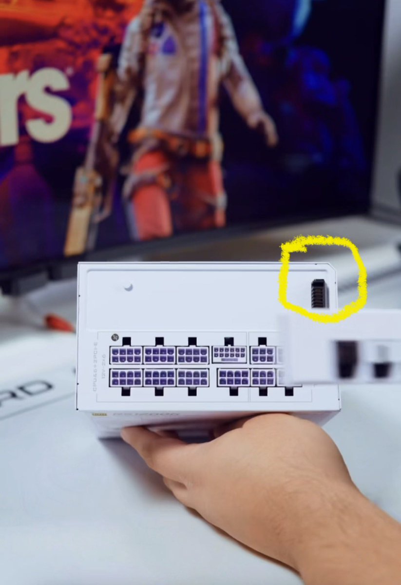 Joshua Rivera tweet media