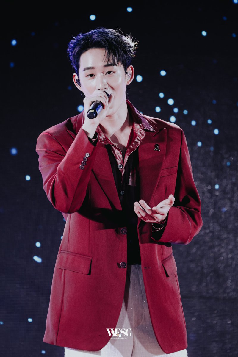 sgwilliamest's tweet image. As we have hit our $1,500 milestone, here is a gift of unreleased photos for everyone! 🤍

Thank you for all your support for our upcoming project at #WilliamEst1stFMinSingapore. We can't do this without everyone's support.

WILLIAMEST AT EMQUARTIER
#EMAnniversaryxWilliamEst…