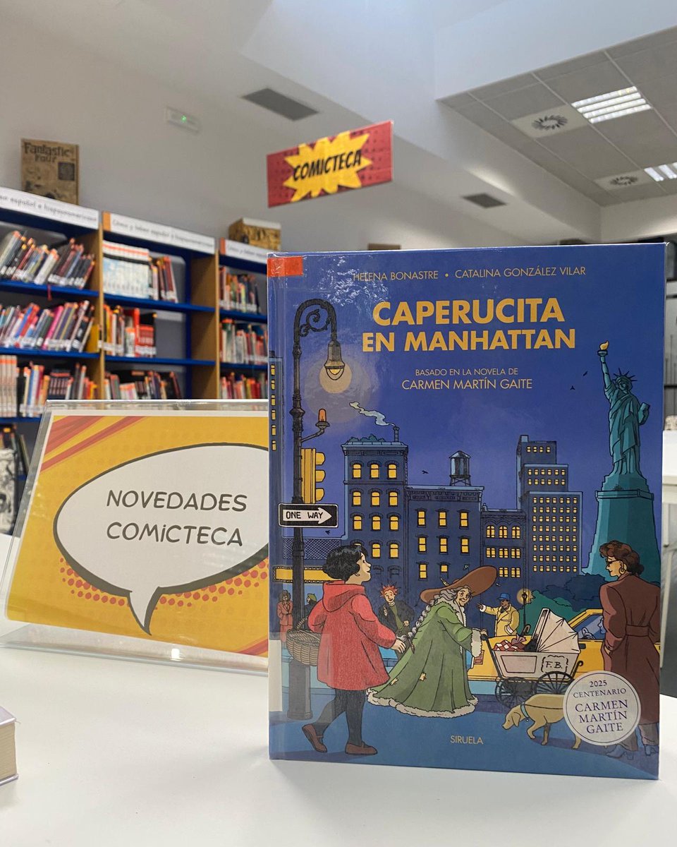 BiblioPalencia's tweet photo. "Caperucita en Manhattan" (Siruela, 2025), adaptación de uno de los títulos imprescindibles de #CarmenMartinGaite por Helena Bonastre y Carmen González Vilar
📚Novedad en la #comicteca de @BiblioPalencia 👉CEH BON cap (naranja) https://t.co/yKnk3shqT9