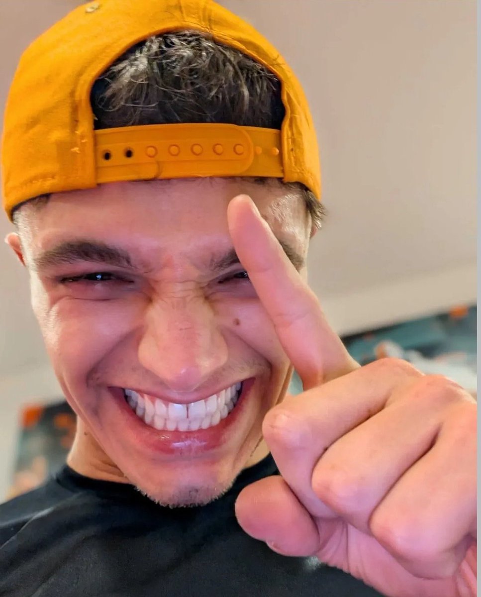 😬2021-2025

sona eren araç nesli✅
sona eren sampiyonluk serisi✅
son yarışta şampiyon belirlenmesi✅
ilk kez şampiyon olan bir pilot✅
yeni bir pilotun dominasyonu⏳