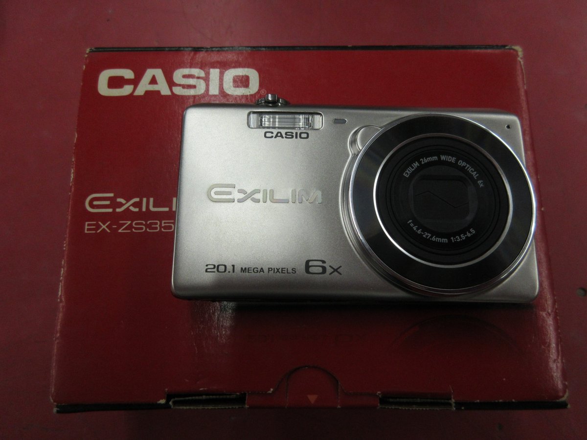 CASIOのコンデジ【EX-ZS35】が入荷しました。 約10年ほど前の機種です CASIOのコンデジ【EX-ZS35】が入荷しました。 約10年ほど前の機種です