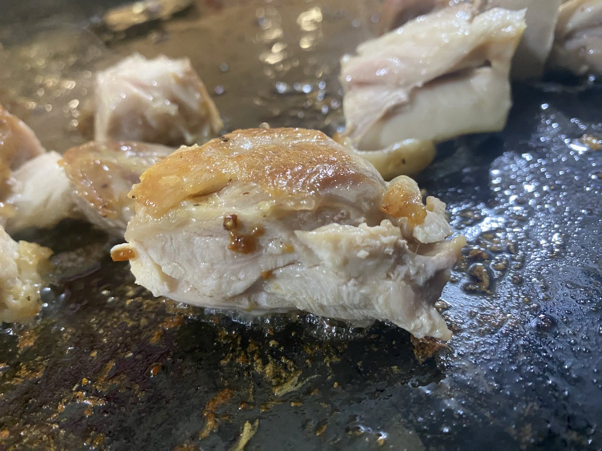 mameshan_'s tweet photo. 本日、フラミンゴ鎌ヶ谷店様🦩にて

元気に屋台🌟出店中です😋

焼きそばをうまいと思えるくらいが
ちょうどいい人生🥢

飾らない魅力で今日も最後まで走り抜きます‼️

皆さんのお越しをJAMさんと心よりお待ちしています🧎✨ https://t.co/pAGagONdYO