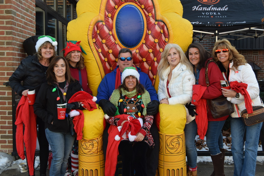 Tremont is getting ready for you, Santas! 🎅✨
Celebrate this Saturday with stops at:
<a href="/flyingmonkeypub/">Flying Monkey Pub</a>  <a href="/ProsperitySC/">ProsperitySocialClub</a>  <a href="/BarrioTacos_/">Barrio Tacos</a>  <a href="/thesouthside/">The South Side</a>  <a href="/HiandDryCLE/">Hi and Dry</a>  <a href="/treehouseCLE/">The Treehouse</a>   <a href="/TitosVodka/">TitosVodka</a> <a href="/TremontWest/">Tremont West (TWDC)</a> #santasintremont